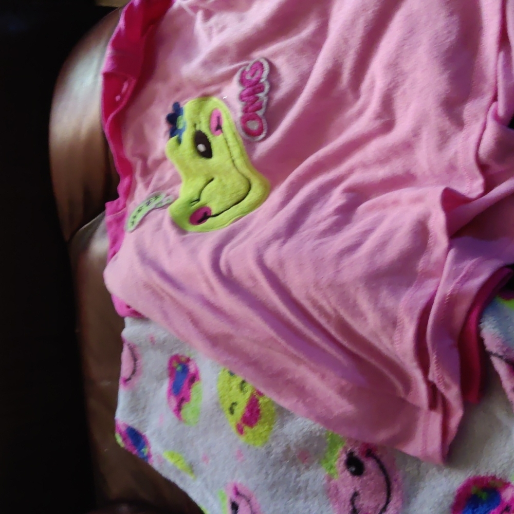 Girls pajamas